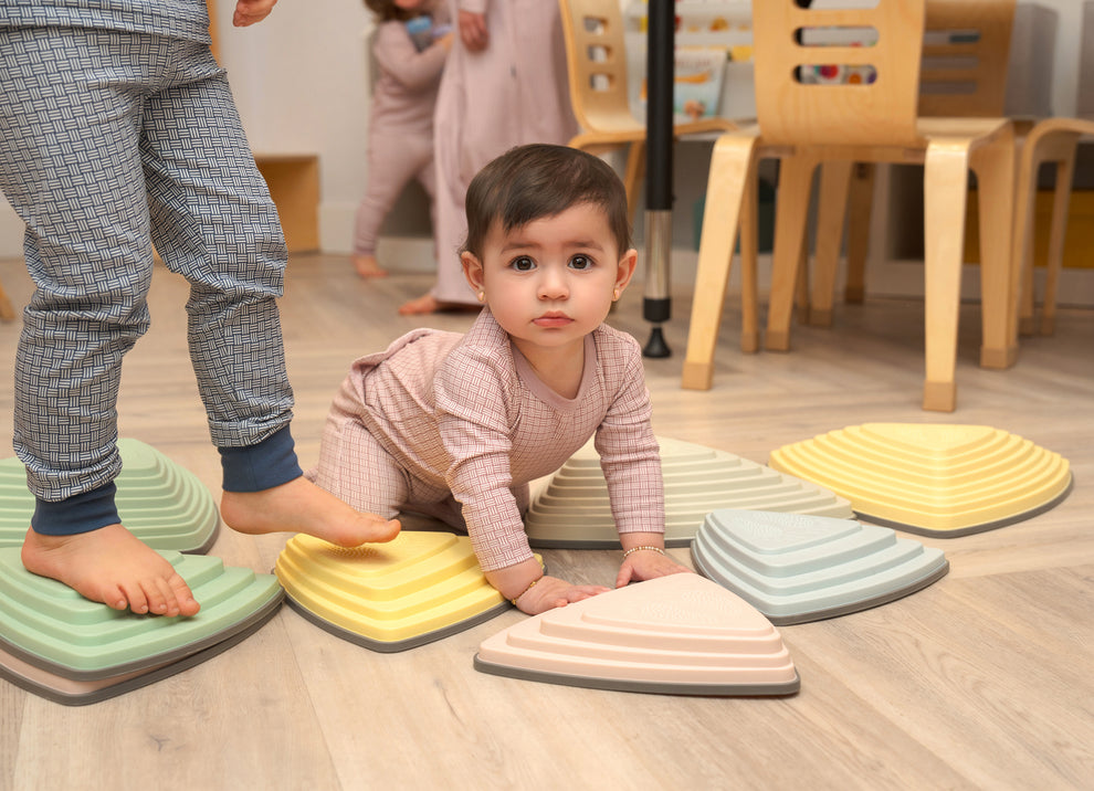 Bondoux Weaved Print Footie - 152BG