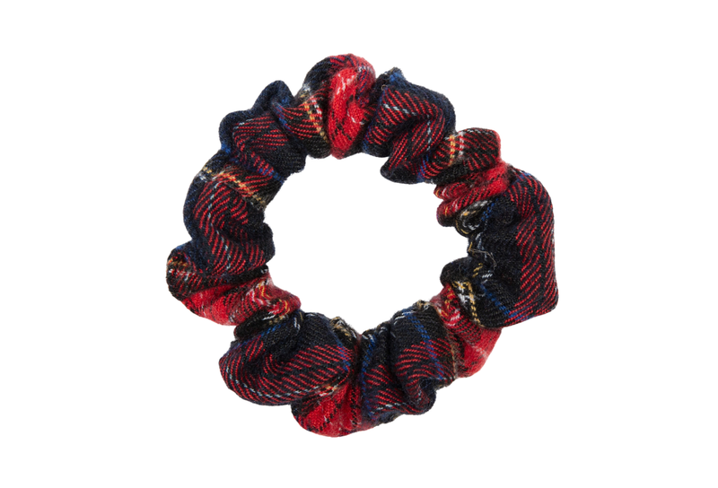 Heirlooms Winter Check - Mini Scrunchy - P1712P