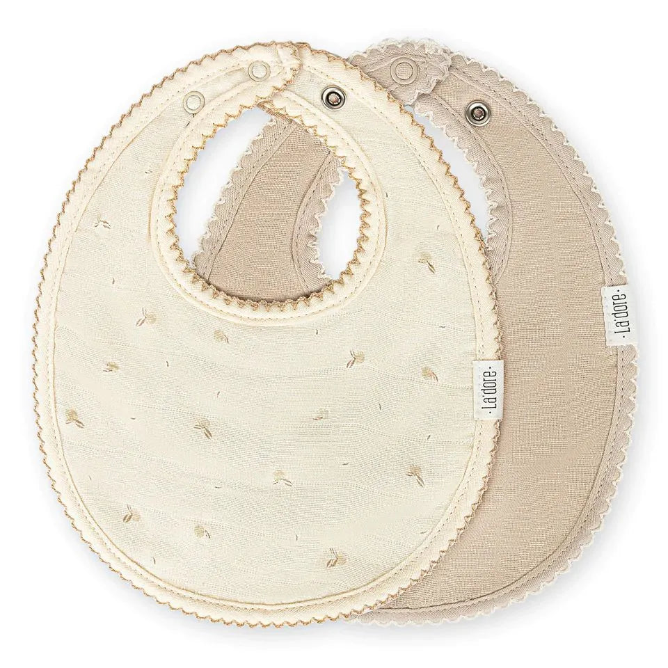 Adora Bib - ABG_FB005