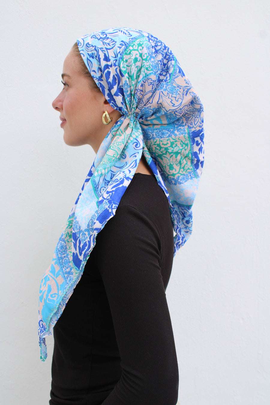 The Scarf Bar Versatile Pretied - VP-TSB