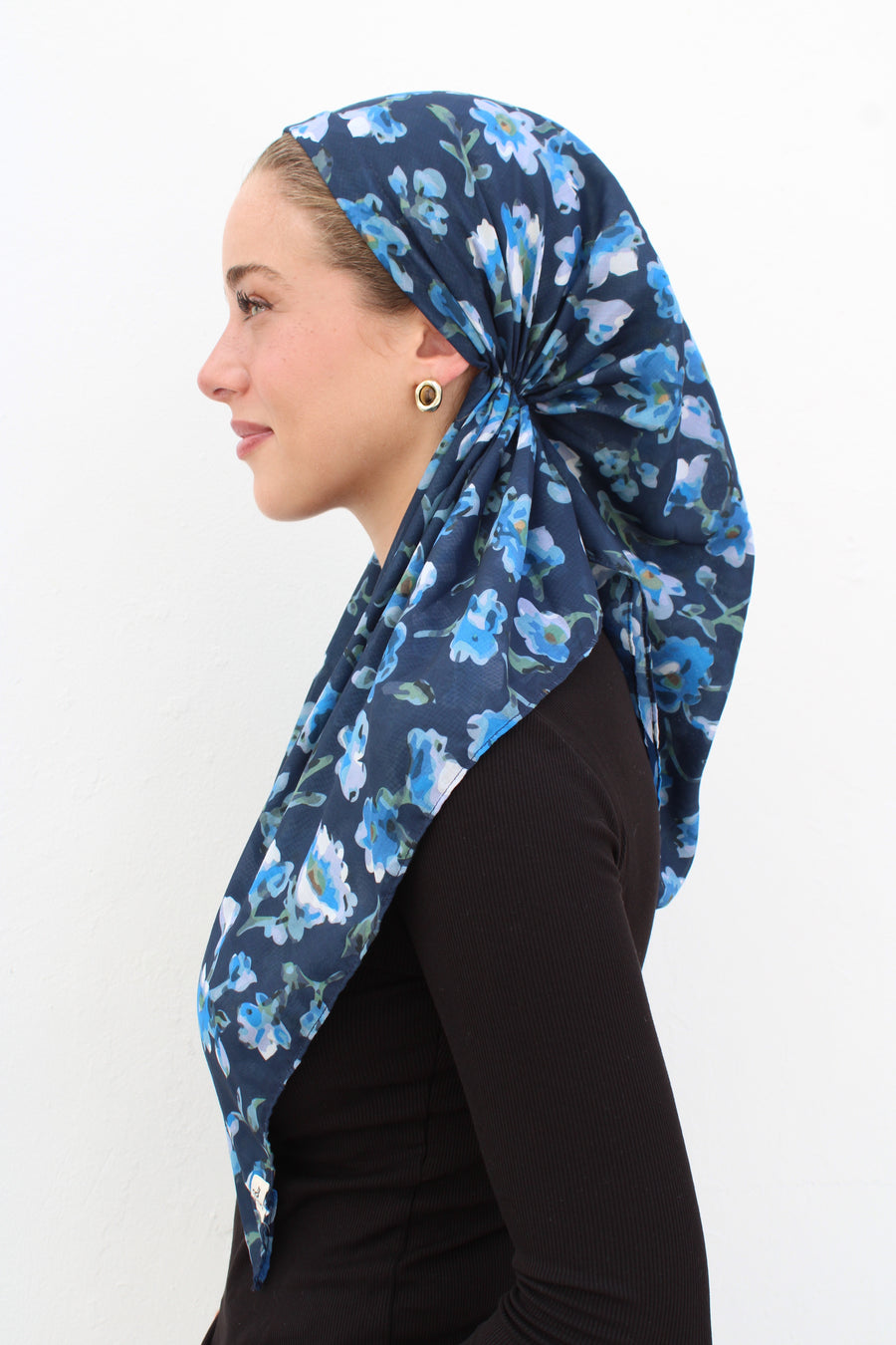 The Scarf Bar Versatile Pretied - VP-TSB