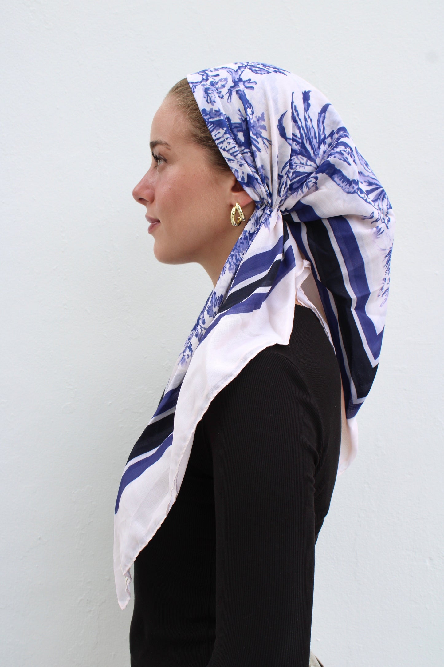 The Scarf Bar Versatile Pretied - VP-TSB