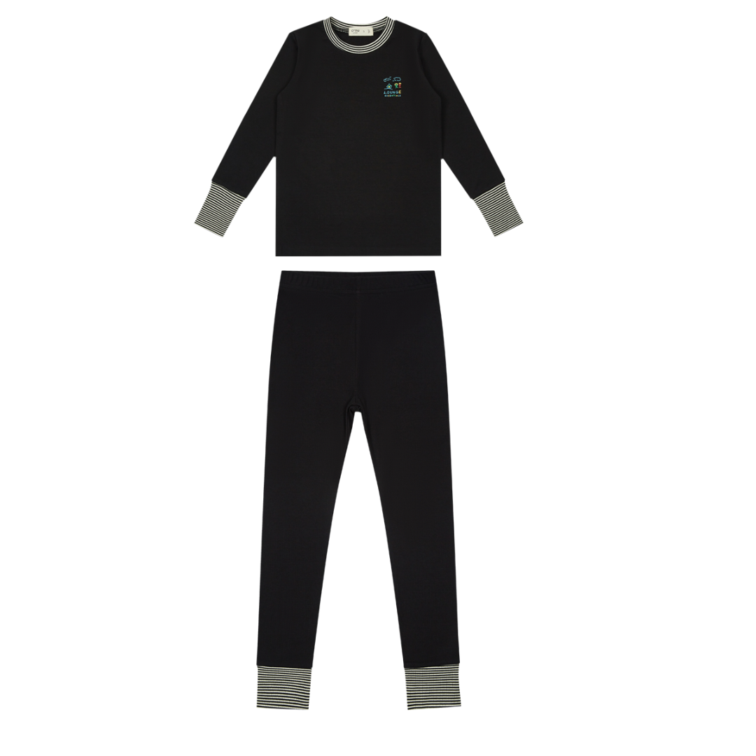 Crew Lounge Lounge Essentials Set - SG3159