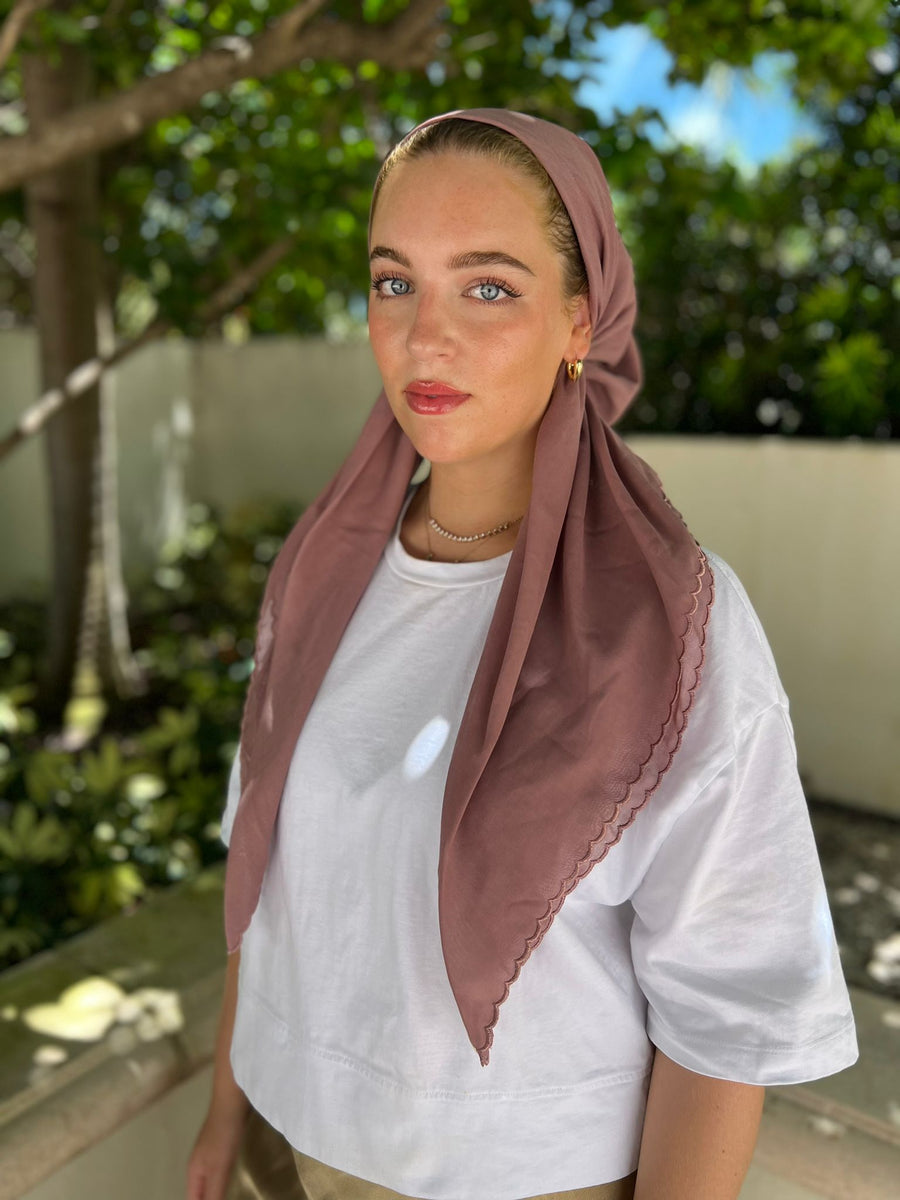 The Scarf Bar Classic Pretied Scalloped - CPS-TSB