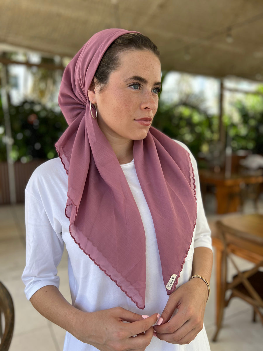 The Scarf Bar Classic Pretied Scalloped - CPS-TSB