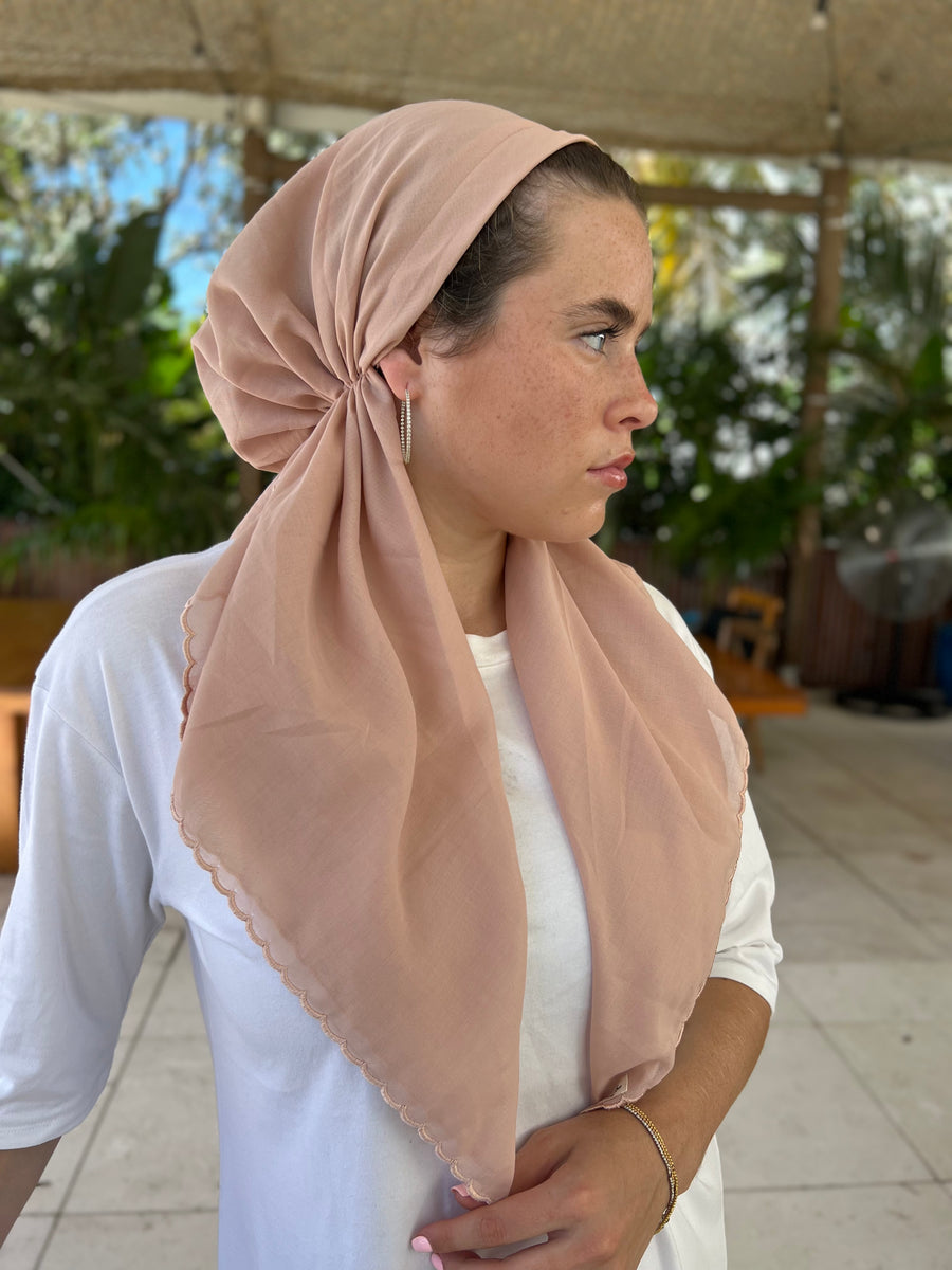 The Scarf Bar Classic Pretied Scalloped - CPS-TSB
