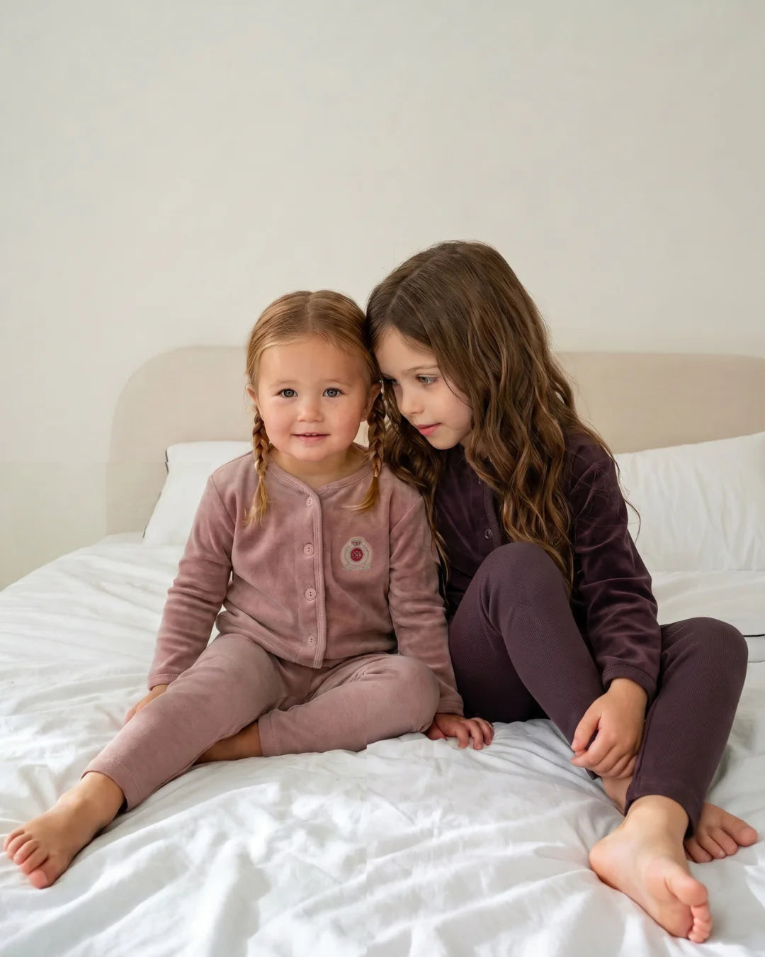 Lil Legs Velour Crest Lounge Set - LLF26TP401